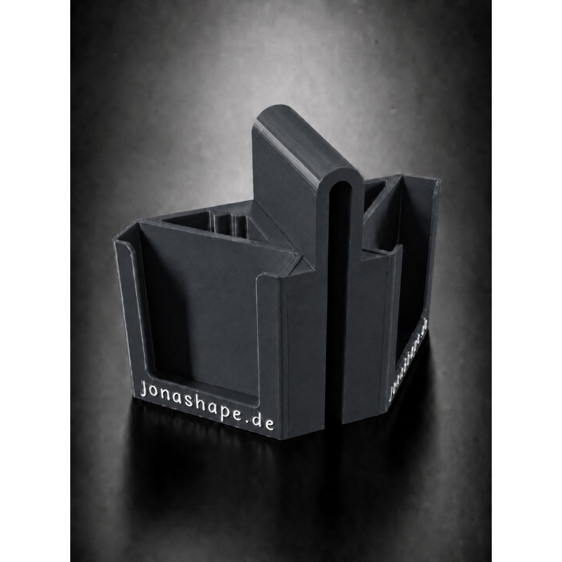 Mobile phone holder for padel court
